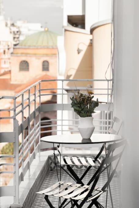 Sofia Sunshine Serenity Thessaloniki Exterior photo